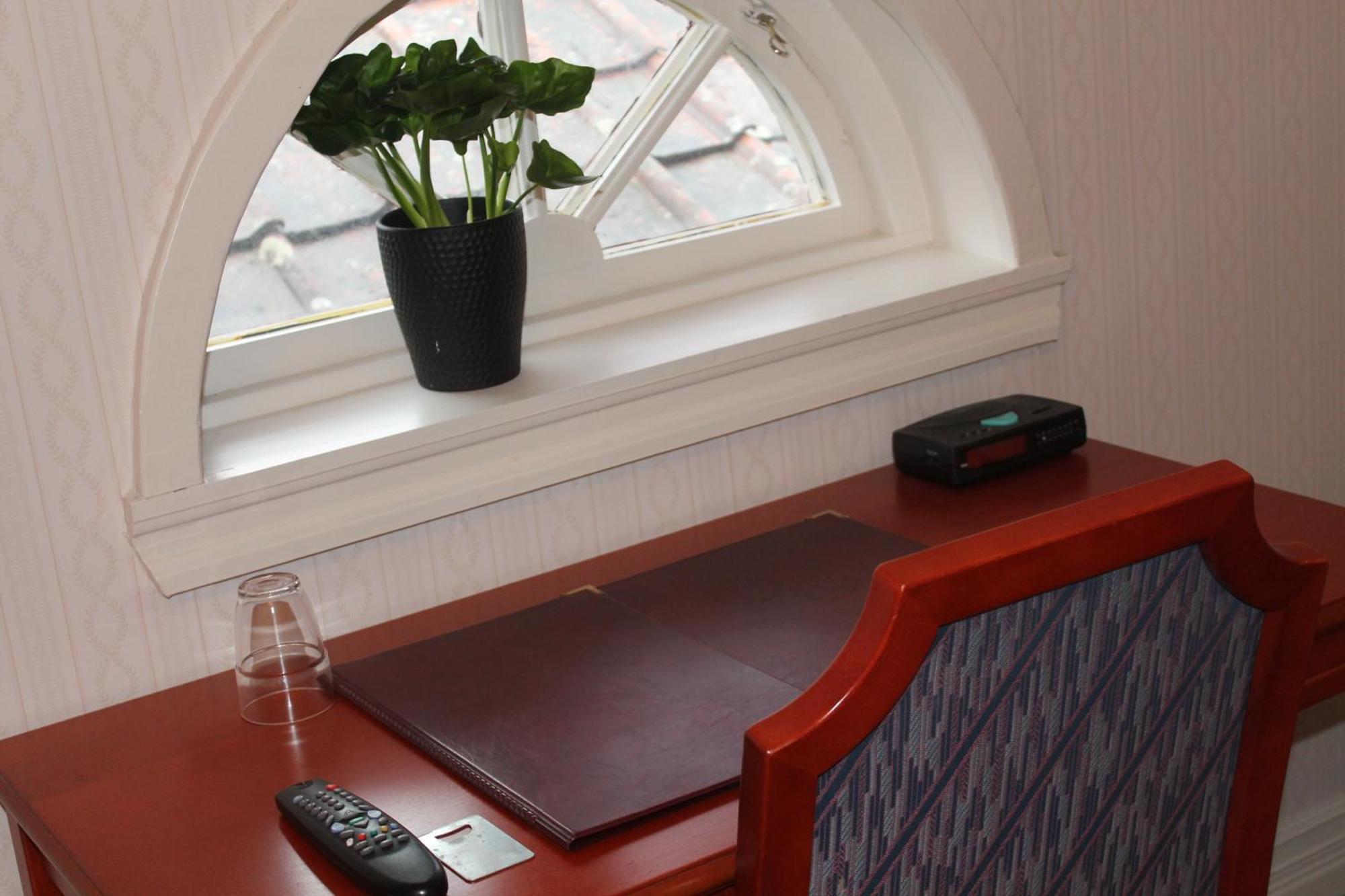 Hotell Mikaelsgarden Vårgårda Szoba fotó