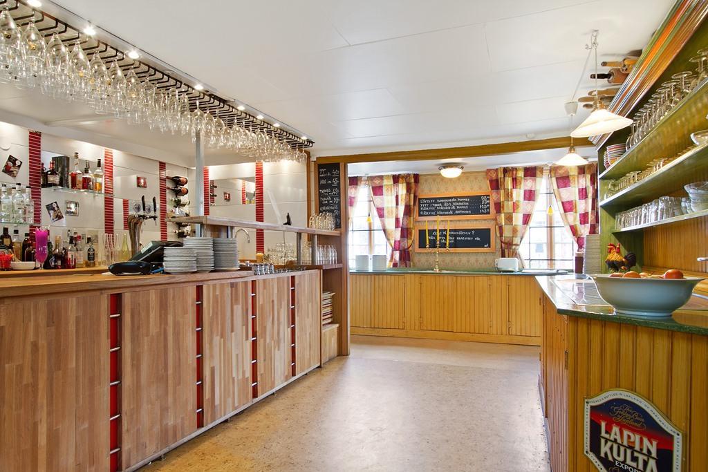 Hotell Mikaelsgarden Vårgårda Kültér fotó